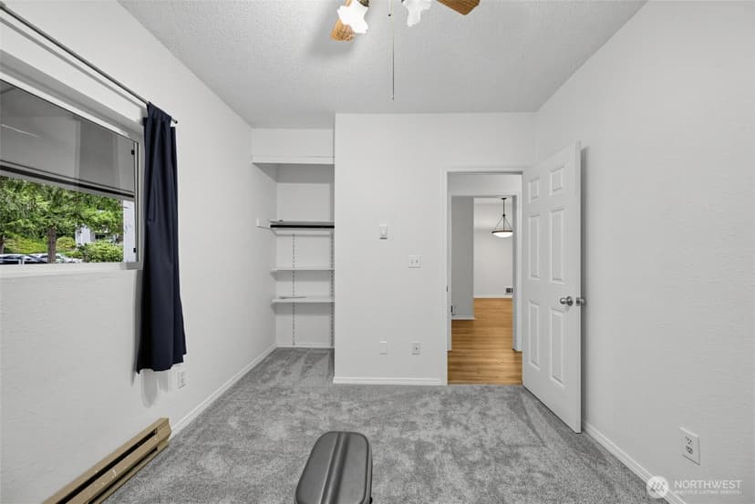 Property photo for 14445 NE 40th Street #D101, Bellevue photo 12