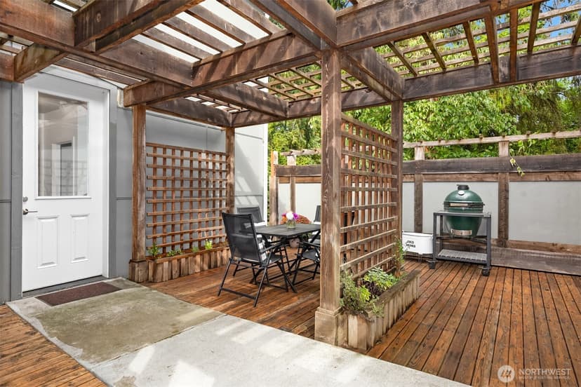 Property photo for 4959 Lynwood Center Road NE, Bainbridge Island photo 23