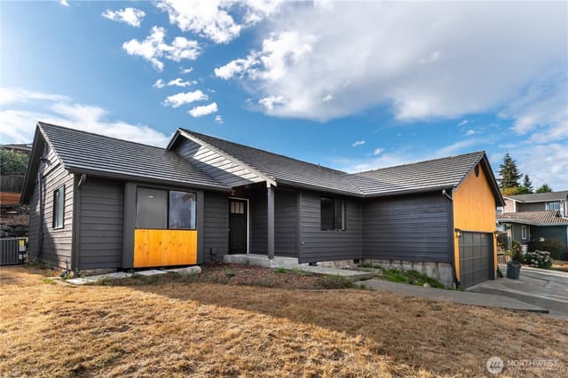 Property photo for 3624 Nassau Avenue NE, Tacoma