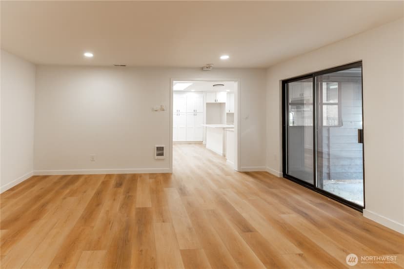 Property photo for 3624 Nassau Avenue NE, Tacoma photo 15