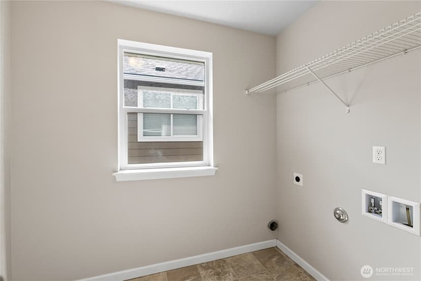 Property photo for 3833 Westar Avenue SW, Bremerton photo 18