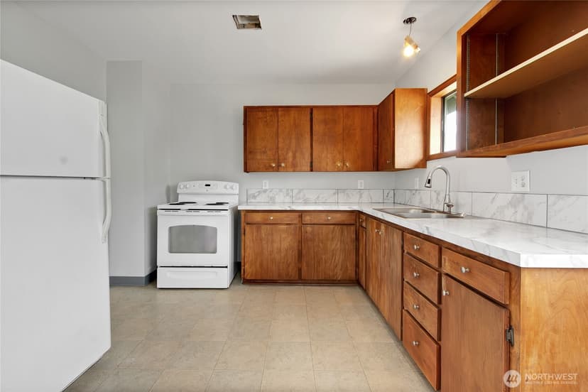 Property photo for 3517 S Madison St, Tacoma photo 7