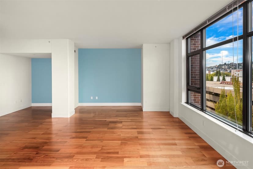 Property photo for 2911 2nd Avenue #902, Seattle photo 9