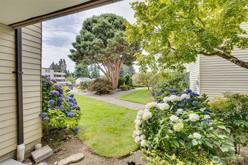Property photo for 8516 196th Street SW #105, Edmonds photo 27