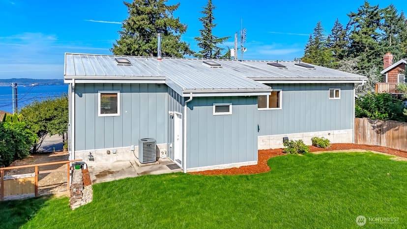 Property photo for 6121 Madrona Drive NE, Tacoma photo 35