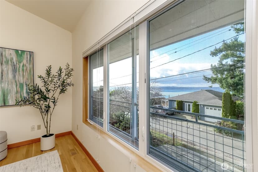Property photo for 6121 Madrona Drive NE, Tacoma photo 22