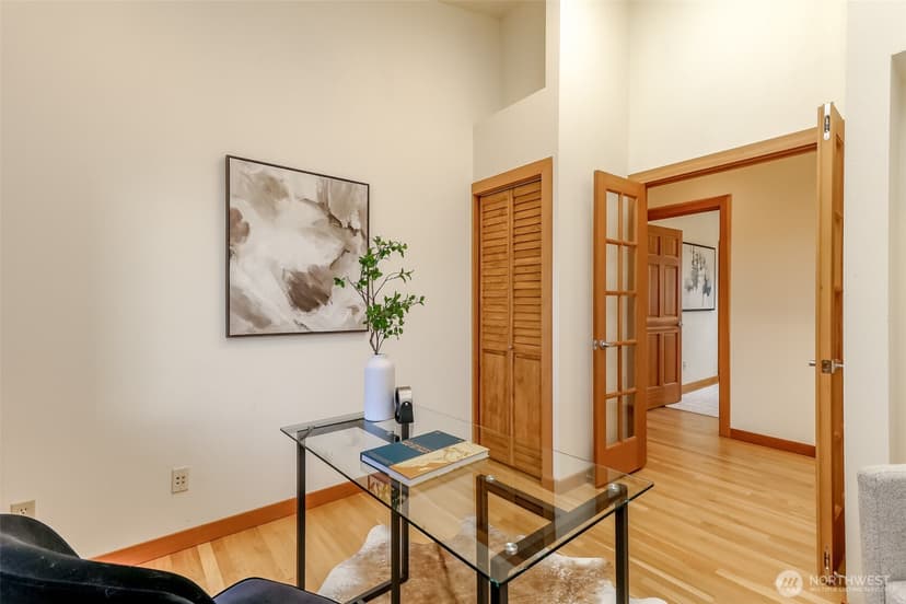 Property photo for 6121 Madrona Drive NE, Tacoma photo 16