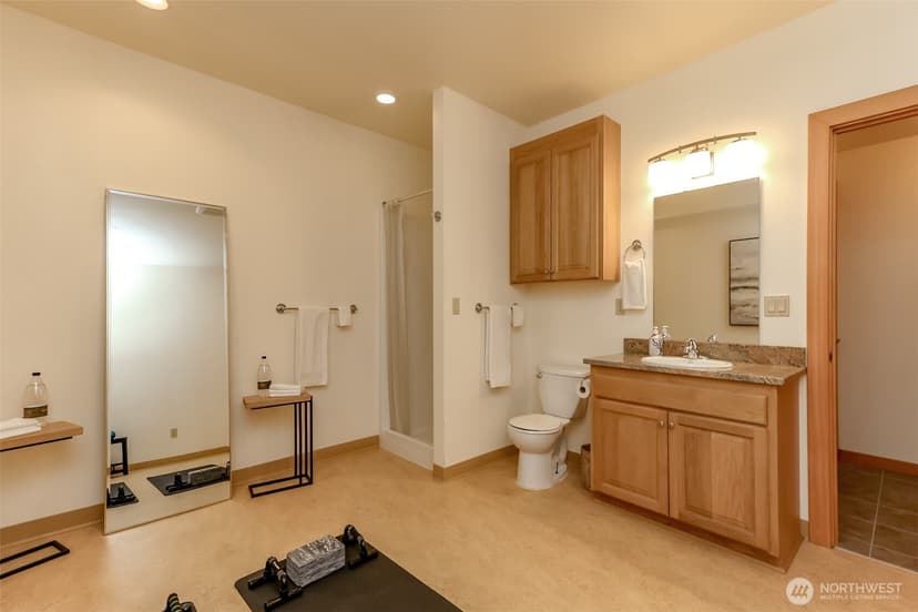 Property photo for 6121 Madrona Drive NE, Tacoma photo 33
