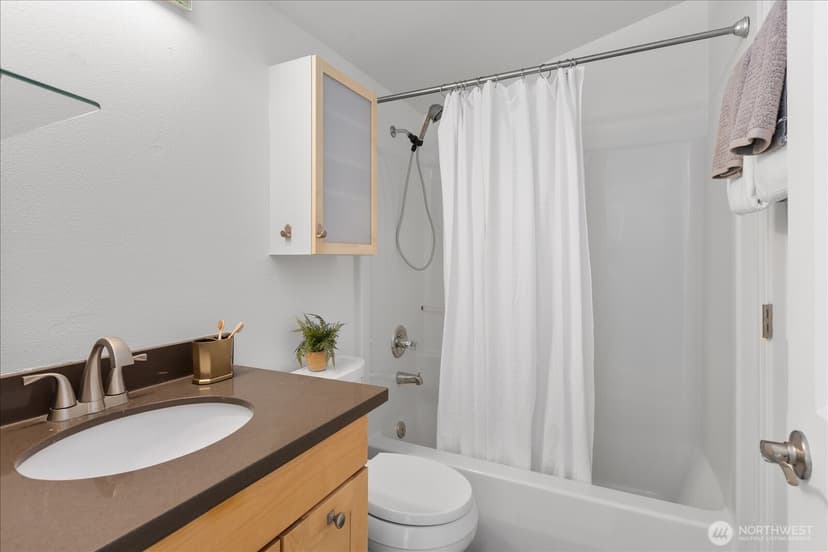Property photo for 13716 Midvale Avenue N #C, Seattle photo 24