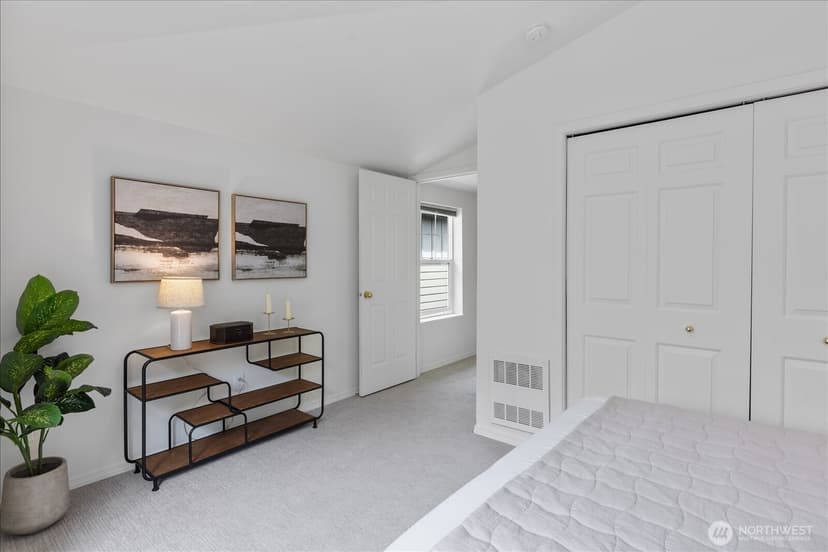 Property photo for 13716 Midvale Avenue N #C, Seattle photo 26
