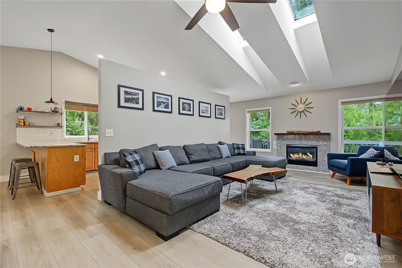 Property photo for 521 208th Avenue E, Bonney Lake photo 5