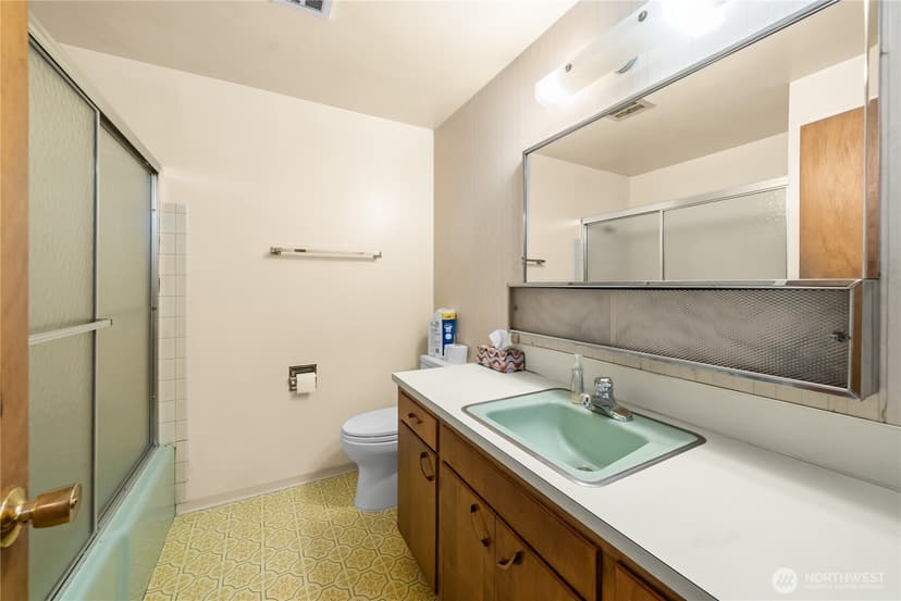 Property photo for 14926 11th Avenue Ct E, Tacoma photo 18