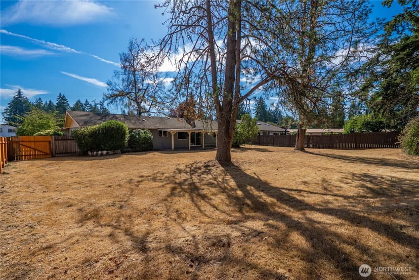 Property photo for 14926 11th Avenue Ct E, Tacoma photo 32