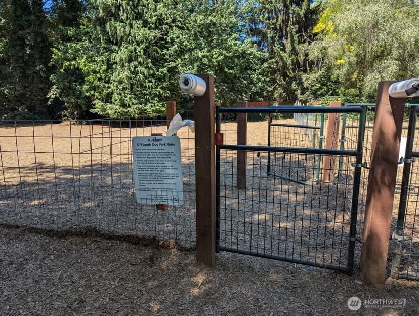 Property photo for 11713 93rd Avenue NE #B-6, Kirkland photo 23