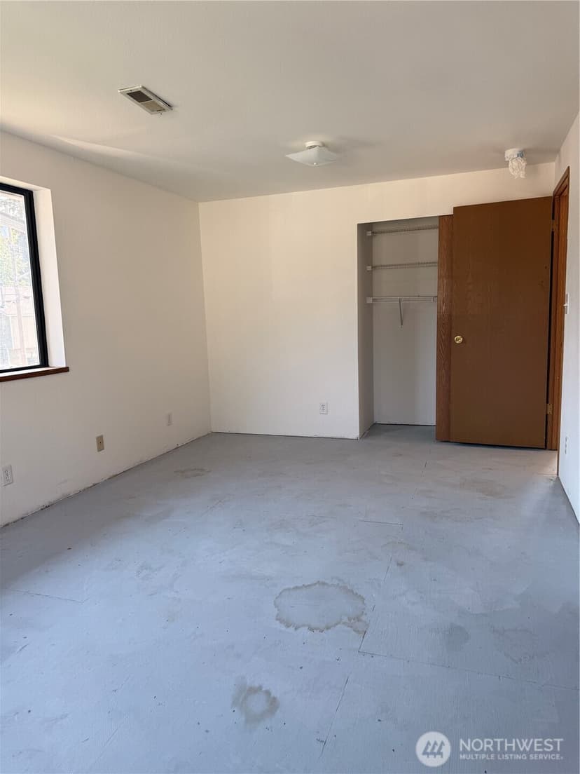 Property photo for 8711 Lawndale Avenue SW, Lakewood photo 22