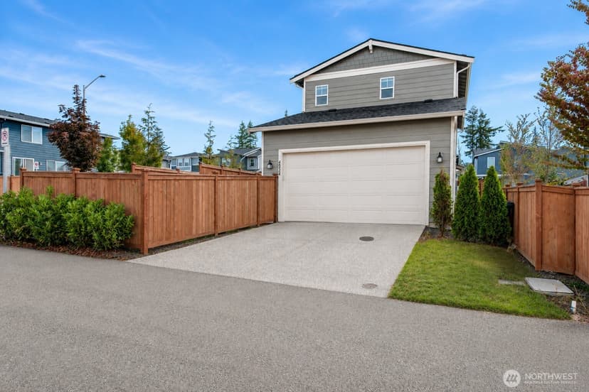 Property photo for 4924 87th Drive NE, Marysville photo 13