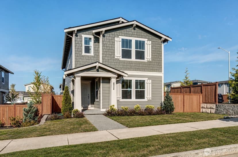 Property photo for 4924 87th Drive NE, Marysville