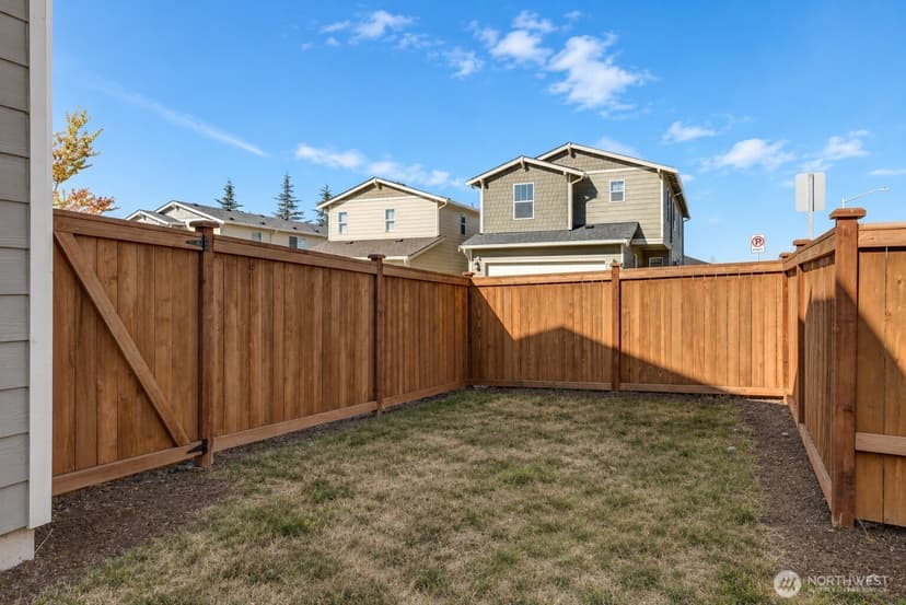 Property photo for 4924 87th Drive NE, Marysville photo 15