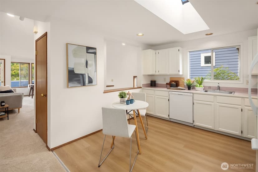 Property photo for 6049 33rd Avenue NE, Seattle photo 13