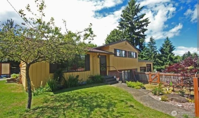 Property photo for 16517 16th Avenue SW, Burien