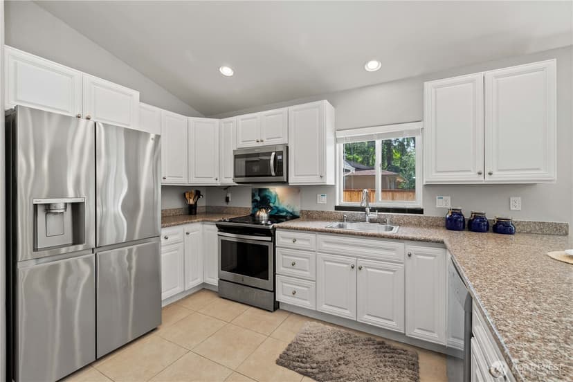 Property photo for 378 Eridani Loop SE, Ocean Shores photo 9