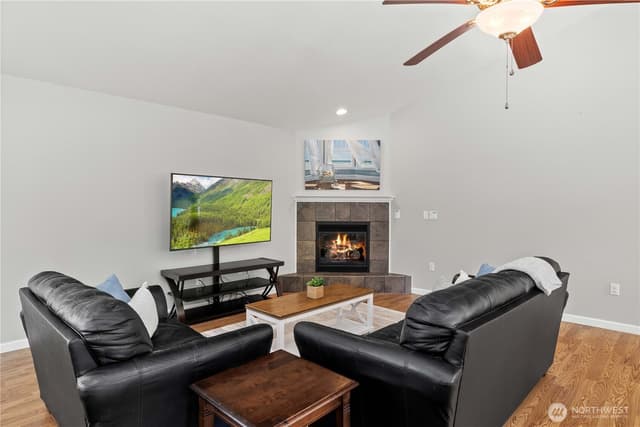 Property photo for 378 Eridani Loop SE, Ocean Shores photo 4