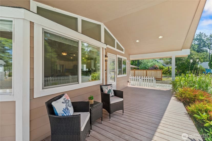 Property photo for 378 Eridani Loop SE, Ocean Shores photo 3