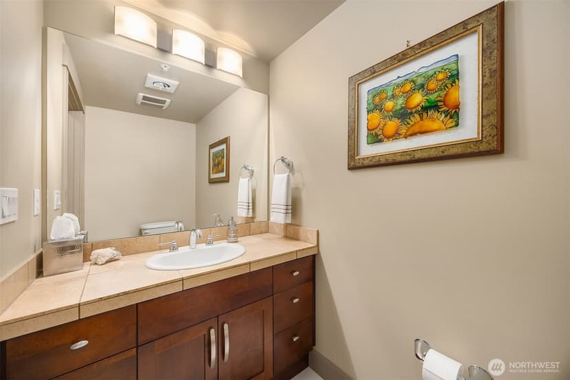 Property photo for 1840 25th Avenue NE #307, Issaquah photo 19