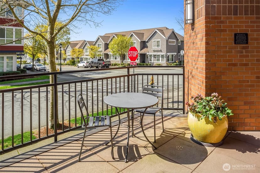 Property photo for 1840 25th Avenue NE #307, Issaquah photo 26