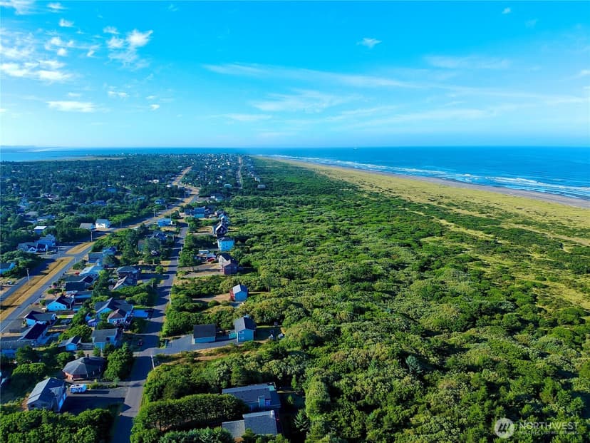 Property photo for 543 Sand Dune Avenue SW, Ocean Shores photo 15