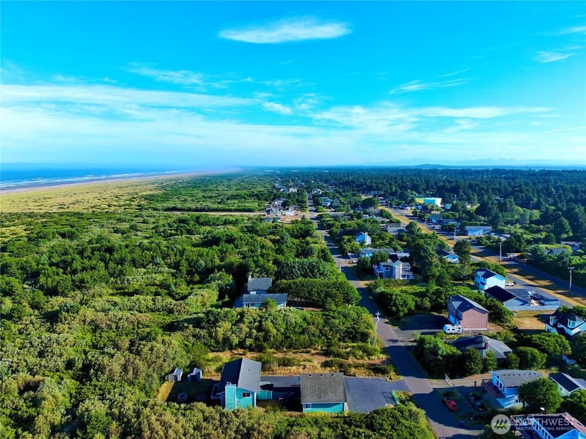Property photo for 543 Sand Dune Avenue SW, Ocean Shores photo 10