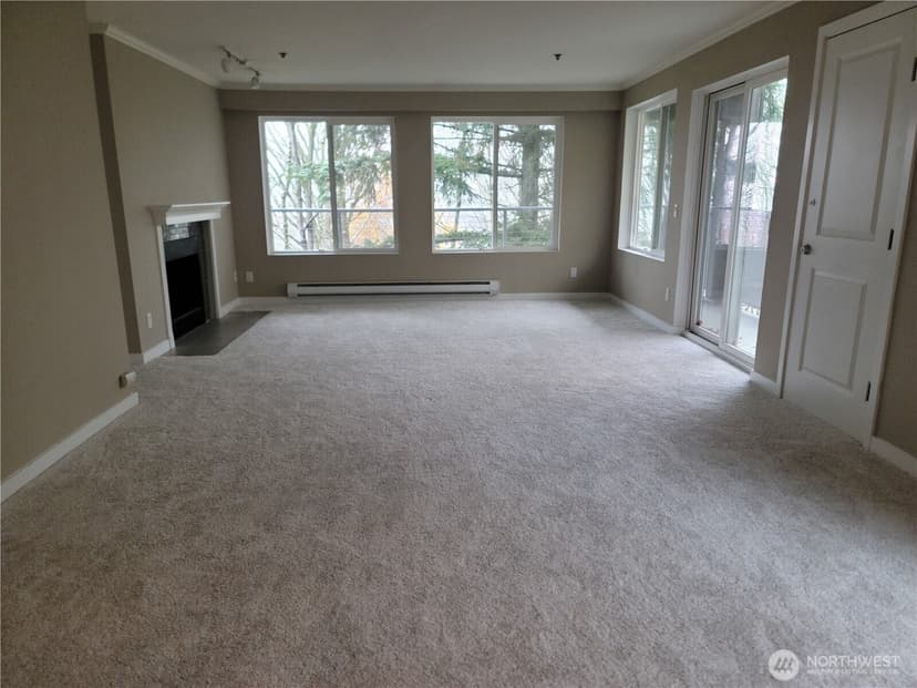 Property photo for 1311 S 12th Avenue #C205, Seattle photo 4