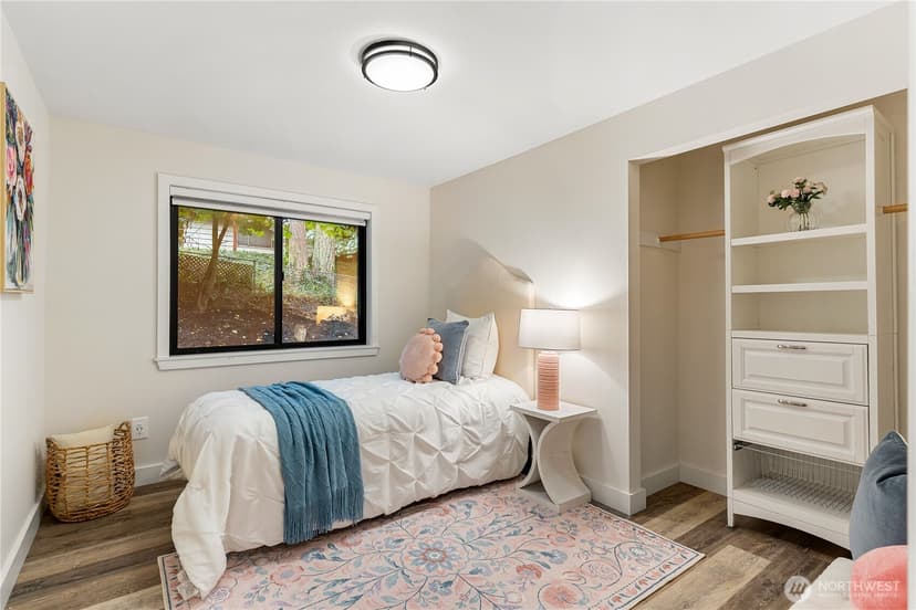 Property photo for 20400 2nd Avenue SW, Normandy Park photo 13