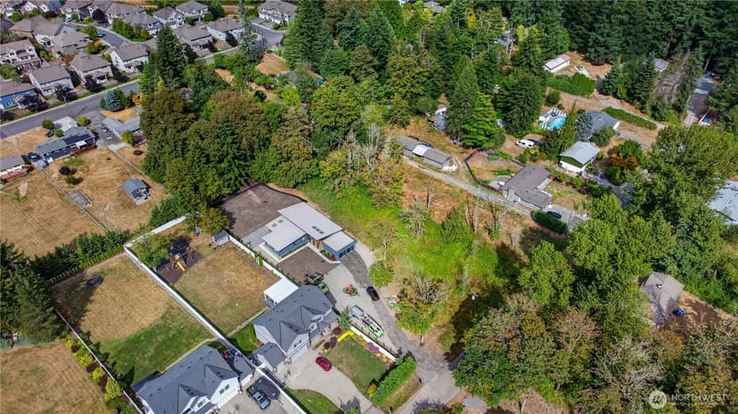 Property photo for 17424 SE 142nd Street, Renton photo 8