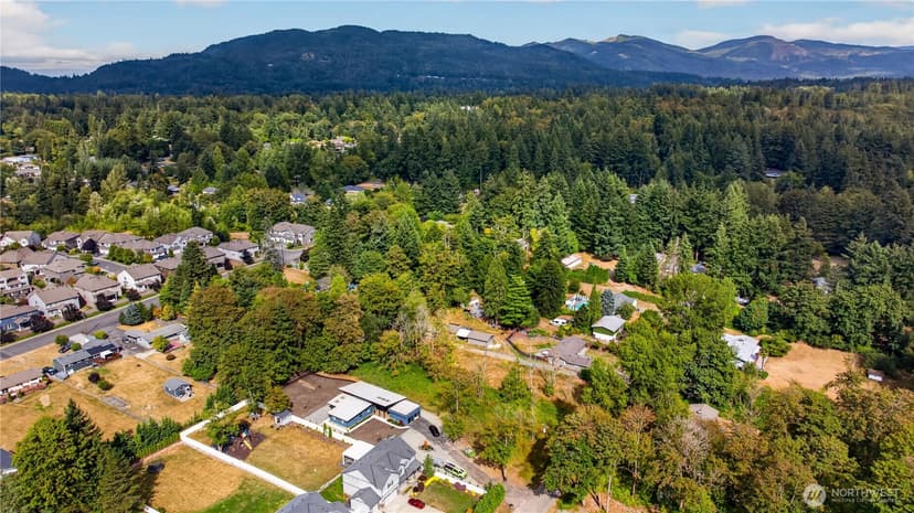 Property photo for 17424 SE 142nd Street, Renton photo 7