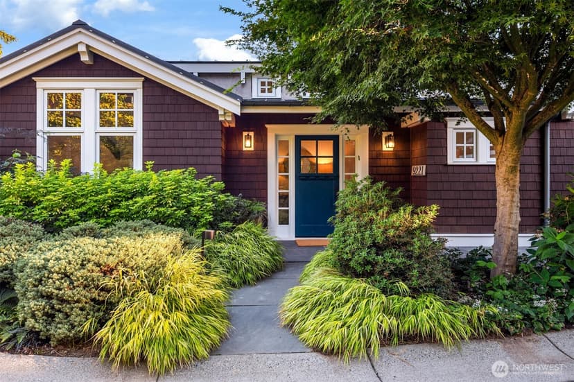 Property photo for 9221 SE 46th Street, Mercer Island photo 2