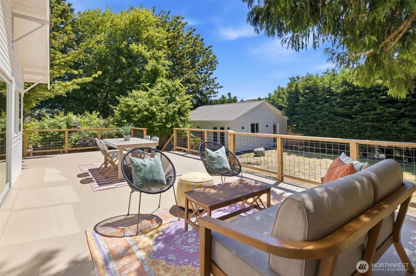 Property photo for 4008 31st Avenue S, Seattle photo 11