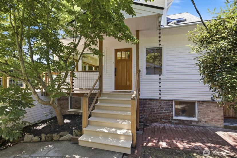 Property photo for 4008 31st Avenue S, Seattle photo 20