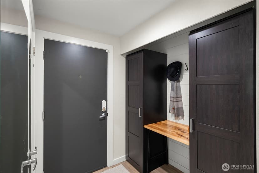 Property photo for 1319 S Puget Drive #D15, Renton photo 6