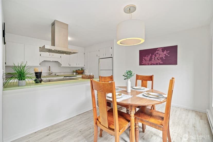 Property photo for 914 6th Avenue N #201, Seattle photo 23