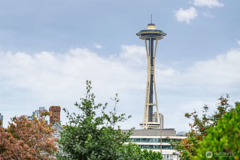Property photo for 914 6th Avenue N #201, Seattle photo 39