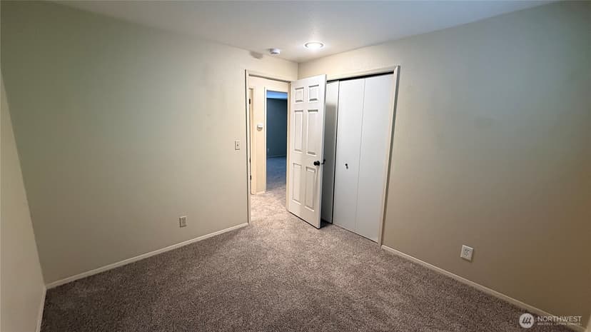 Property photo for 13807 173rd Avenue NE, Redmond photo 15