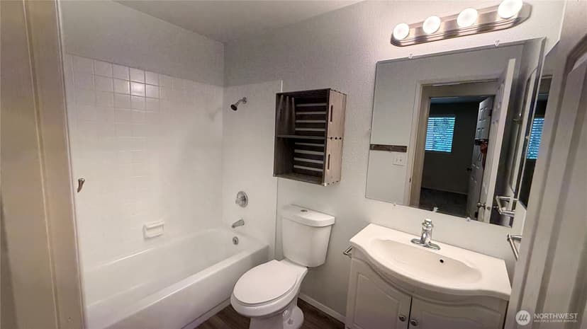 Property photo for 13807 173rd Avenue NE, Redmond photo 16
