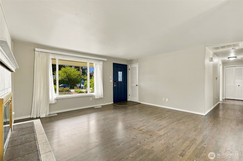 Property photo for 4813 190th Street SW, Lynnwood photo 7
