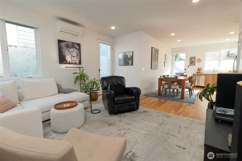 Property photo for 1524 13th Avenue S #A, Seattle photo 4