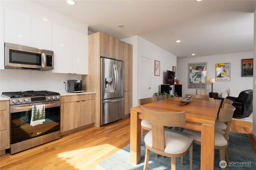 Property photo for 1524 13th Avenue S #A, Seattle photo 9