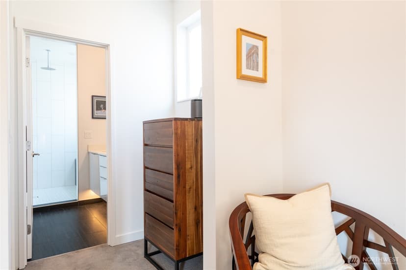 Property photo for 1524 13th Avenue S #A, Seattle photo 19