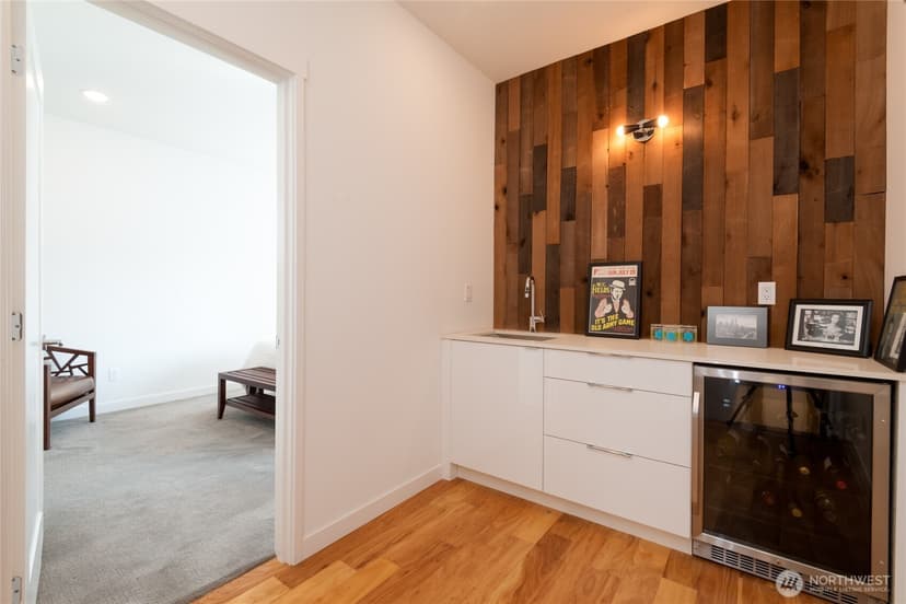 Property photo for 1524 13th Avenue S #A, Seattle photo 16
