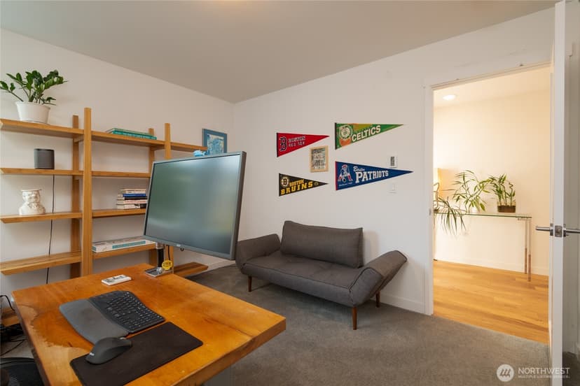 Property photo for 1524 13th Avenue S #A, Seattle photo 12