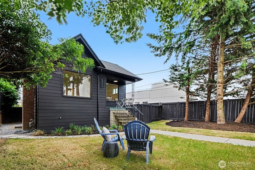 Property photo for 1111 N 76th Street #1, Seattle photo 22